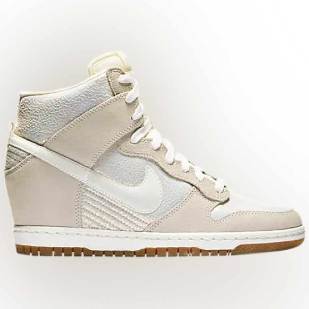 Nike Wmns Dunk Sky Hi Premium -Cream High-Top Sneakers /wedges